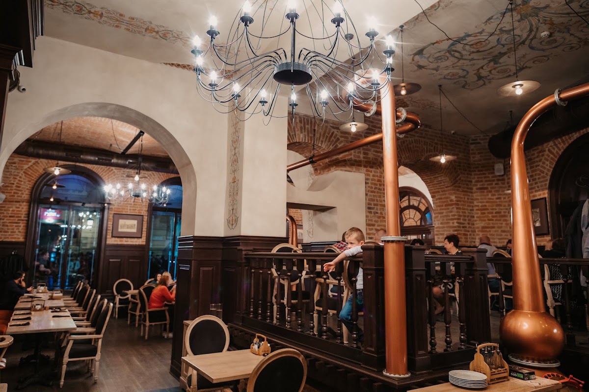 Де зустріти Новий рік у Чернівці 2026: ресторани та клуби