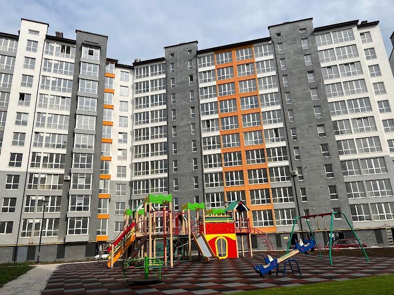 Сонячна Левада