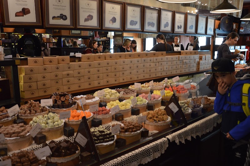 Bahen Chocolate Shop