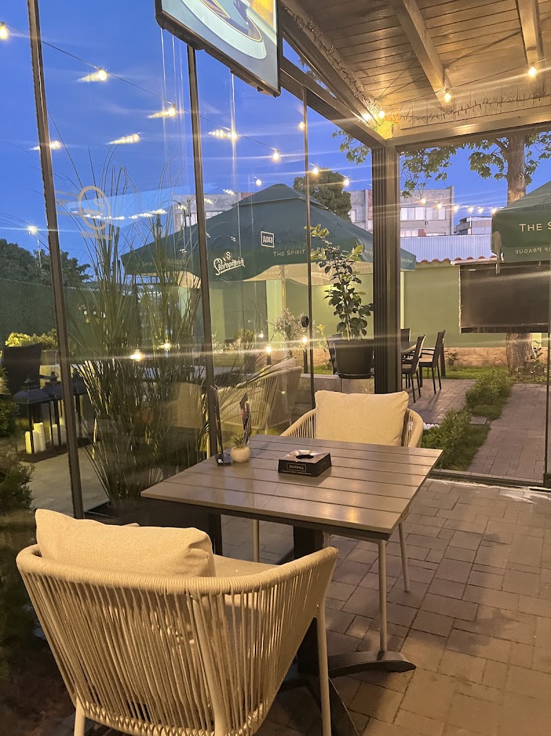 Tropic Bar