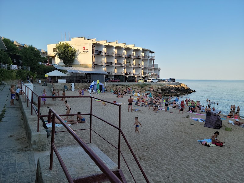 Aurora Hotel
