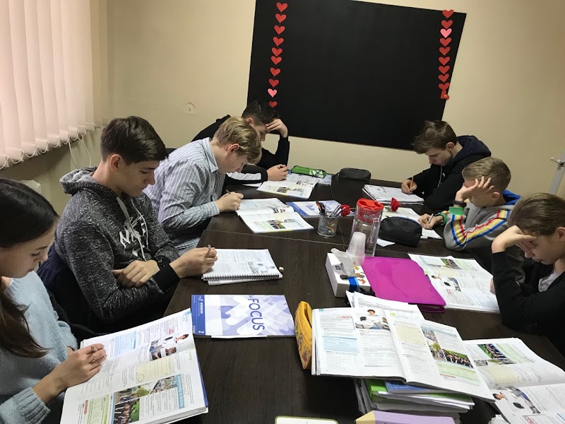 Мовна школа Lingua